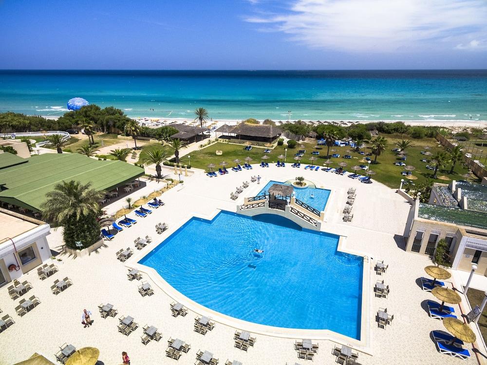 מהדייה El Borj Hotel מראה חיצוני תמונה
