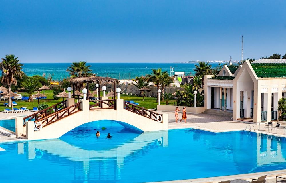 מהדייה El Borj Hotel מראה חיצוני תמונה