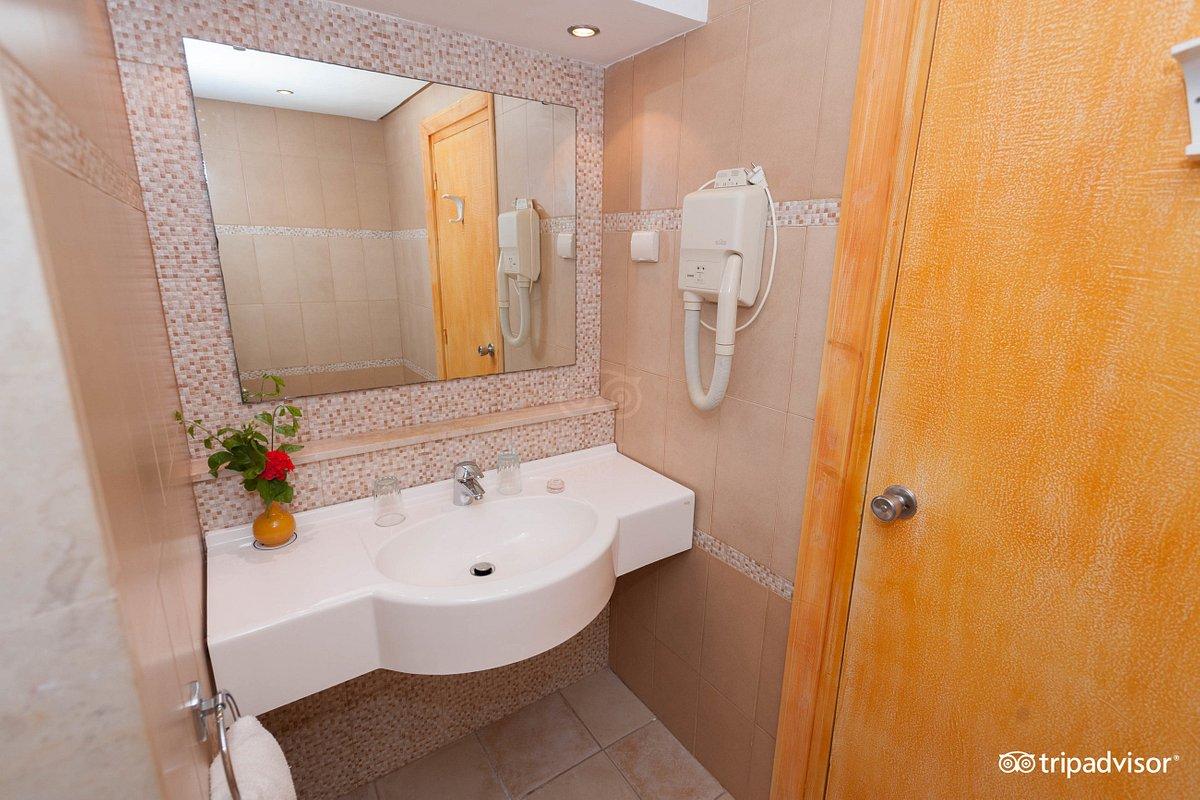 מהדייה El Borj Hotel מראה חיצוני תמונה